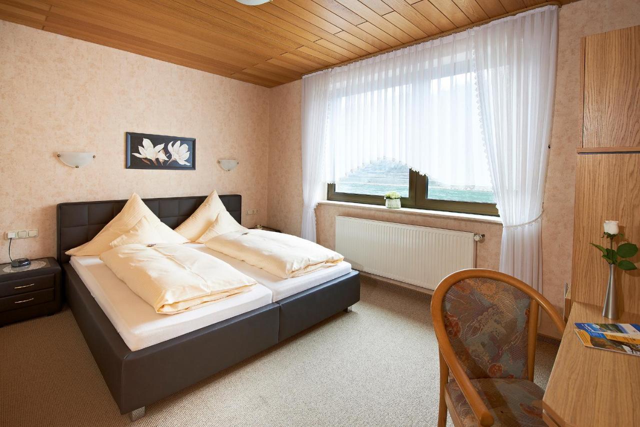 Hotel & Restaurant Krone Kestert Luaran gambar