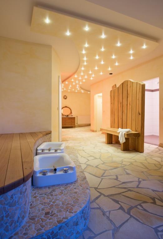 Hotel & Restaurant Krone Kestert Luaran gambar