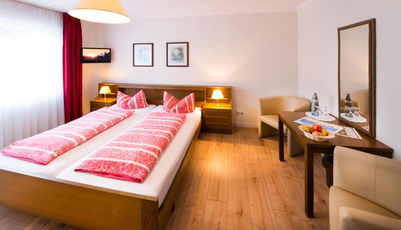 Hotel & Restaurant Krone Kestert Luaran gambar