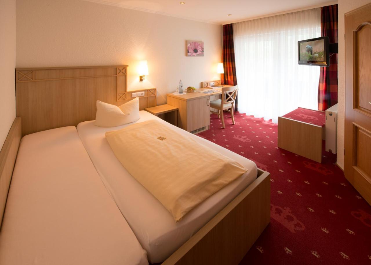 Hotel & Restaurant Krone Kestert Luaran gambar