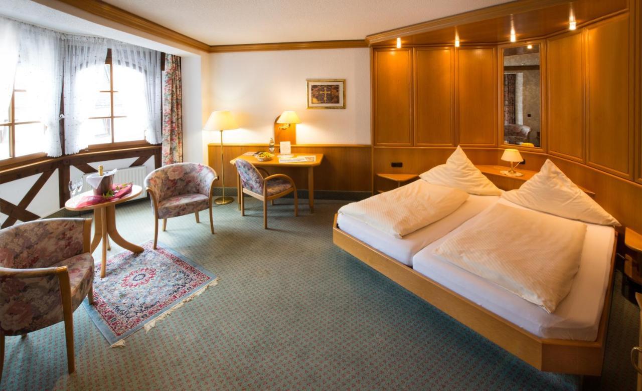 Hotel & Restaurant Krone Kestert Luaran gambar