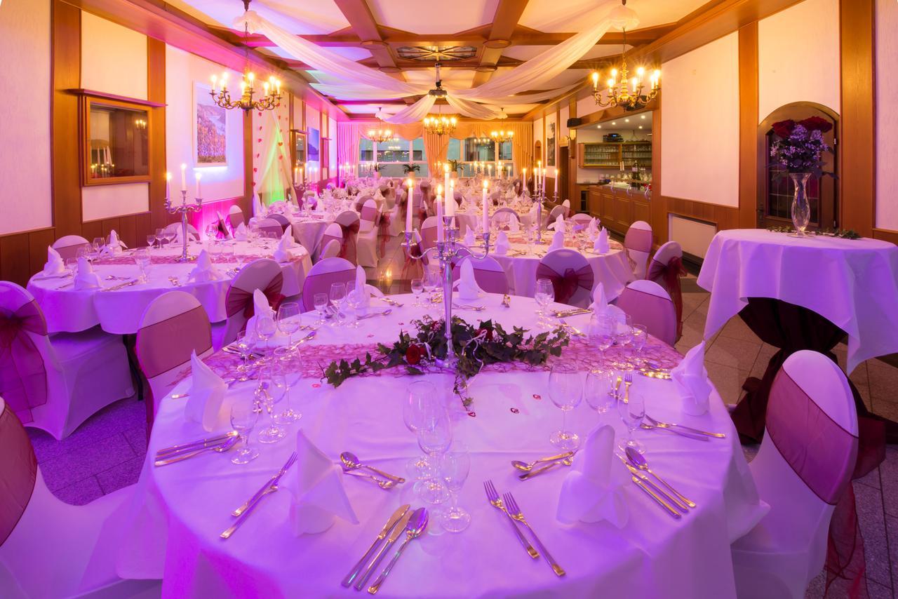 Hotel & Restaurant Krone Kestert Luaran gambar