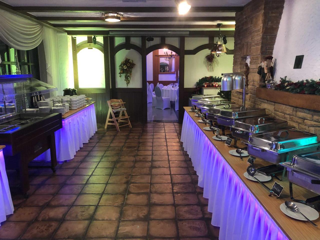 Hotel & Restaurant Krone Kestert Luaran gambar